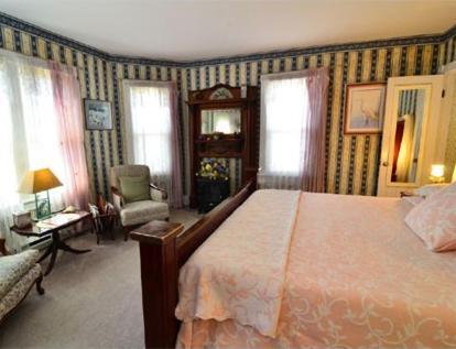Miss Molly'S Inn Chincoteague Extérieur photo